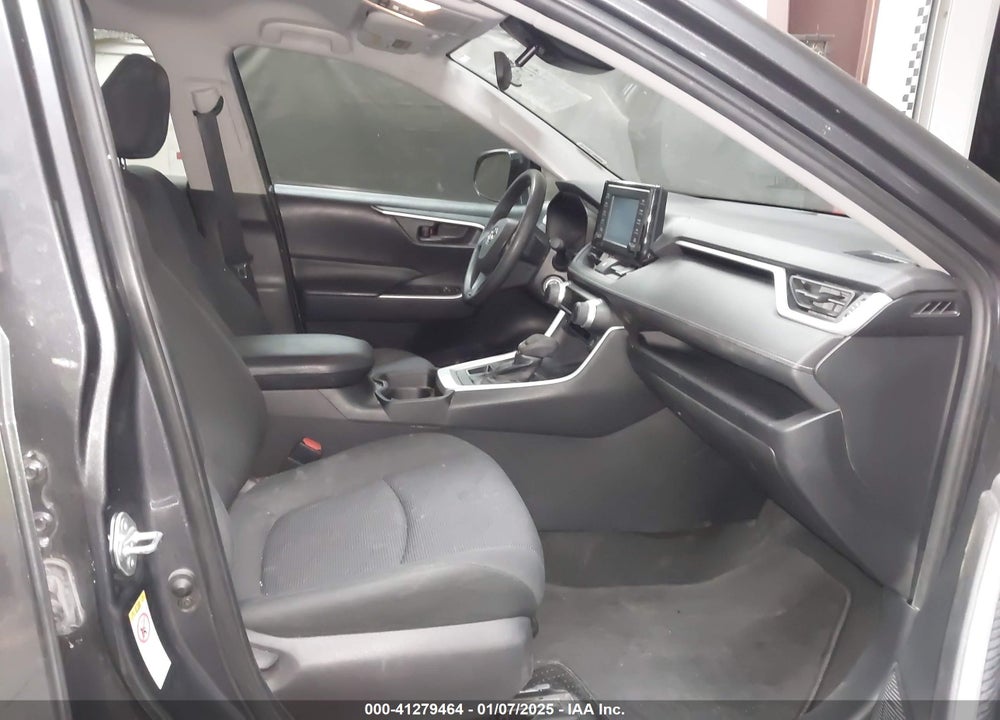 2019 TOYOTA RAV4 VIN: 2T3F1RFV5KW027644
