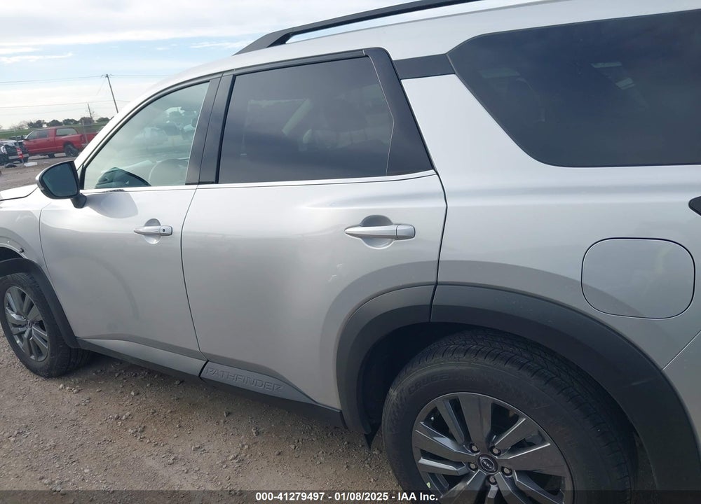 2025 NISSAN PATHFINDER SV FWD VIN: 5N1DR3BA4SC210628