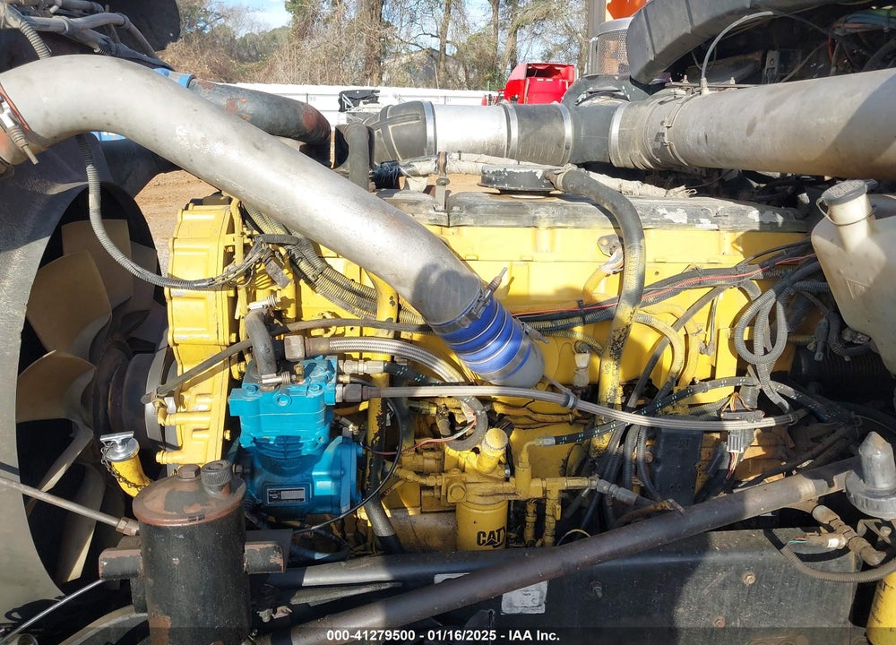 2004 KENWORTH CONSTRUCTION W900 VIN: 1XKWDB9X64J052697