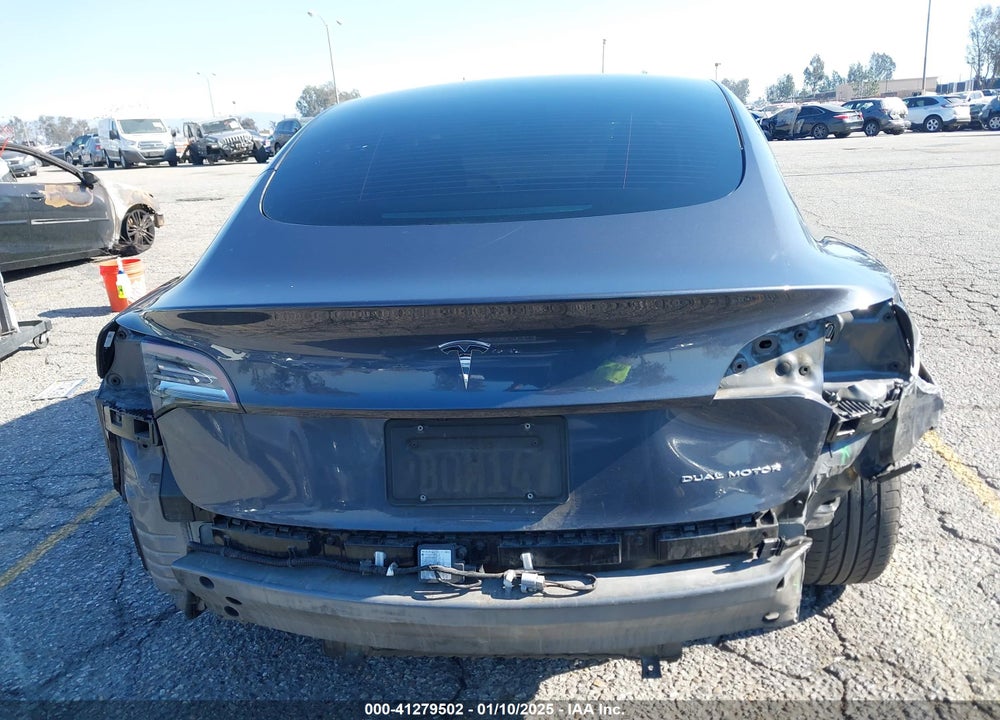 2022 TESLA MODEL 3 VIN: 5YJ3E1EB8NF256829