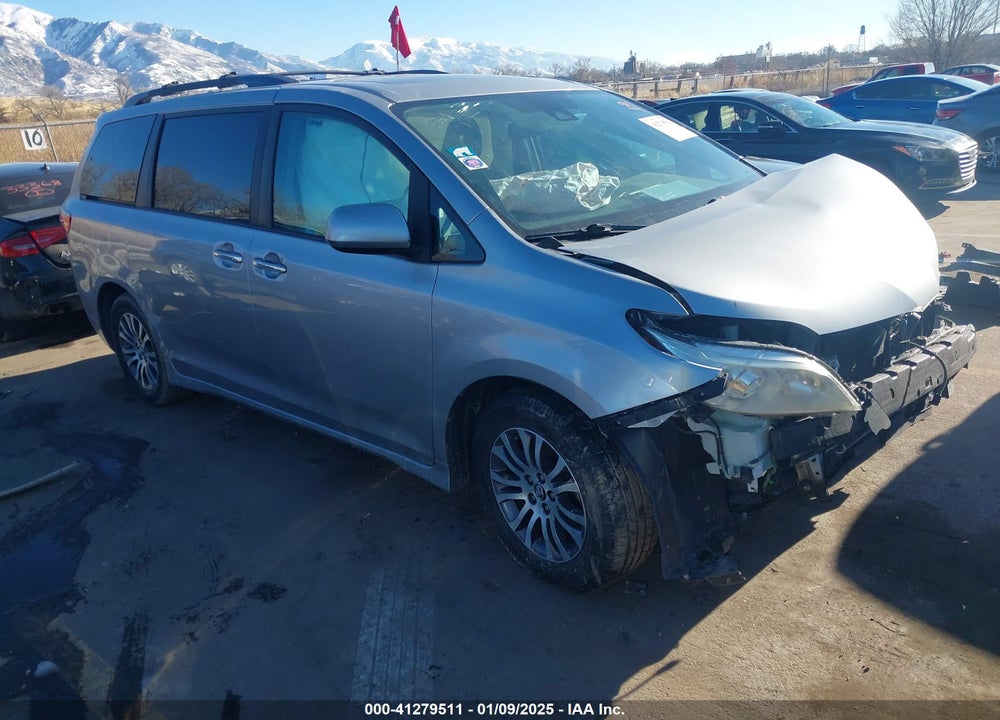 2018 TOYOTA SIENNA XLE/XLE PREMIUM/LIMITED/LIMITED PREMIUM VIN: 5TDYZ3DCXJS922126