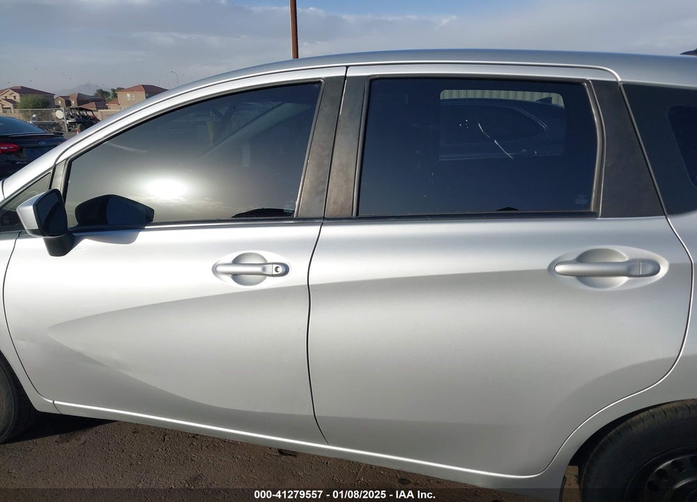 2015 NISSAN VERSA NOTE VIN: 3N1CE2CP5FL406471