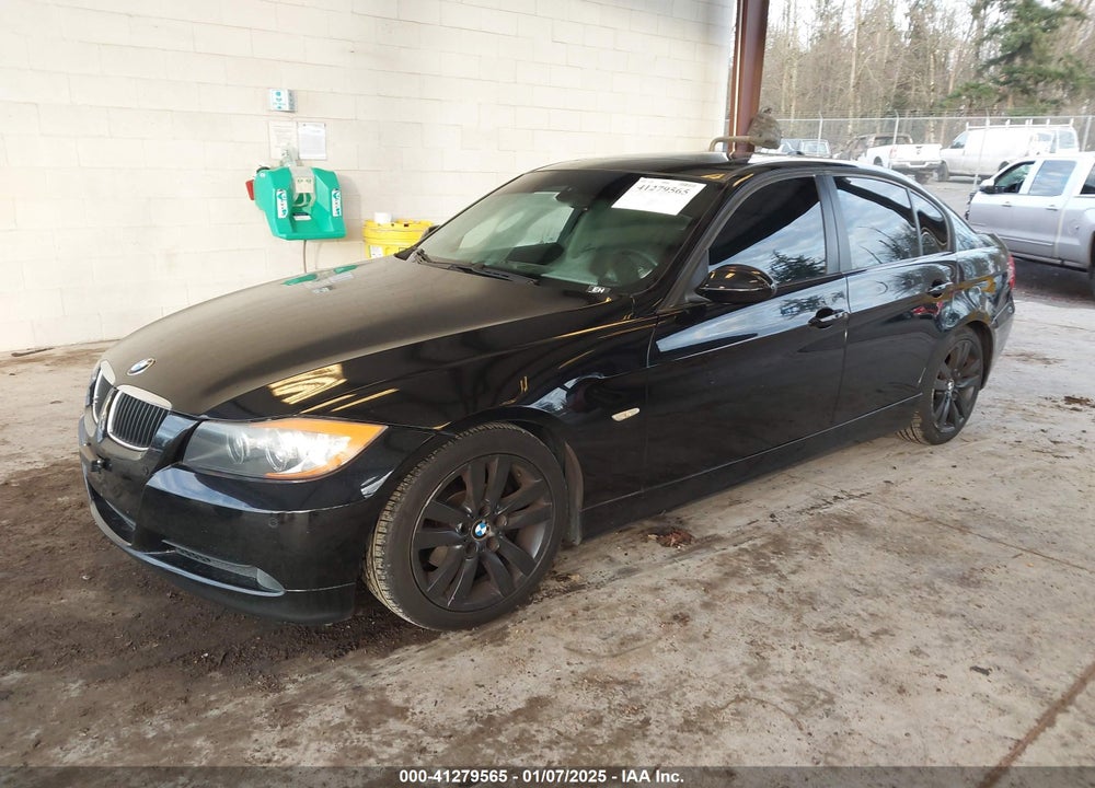2008 BMW 328I VIN: WBAVA33508P142716