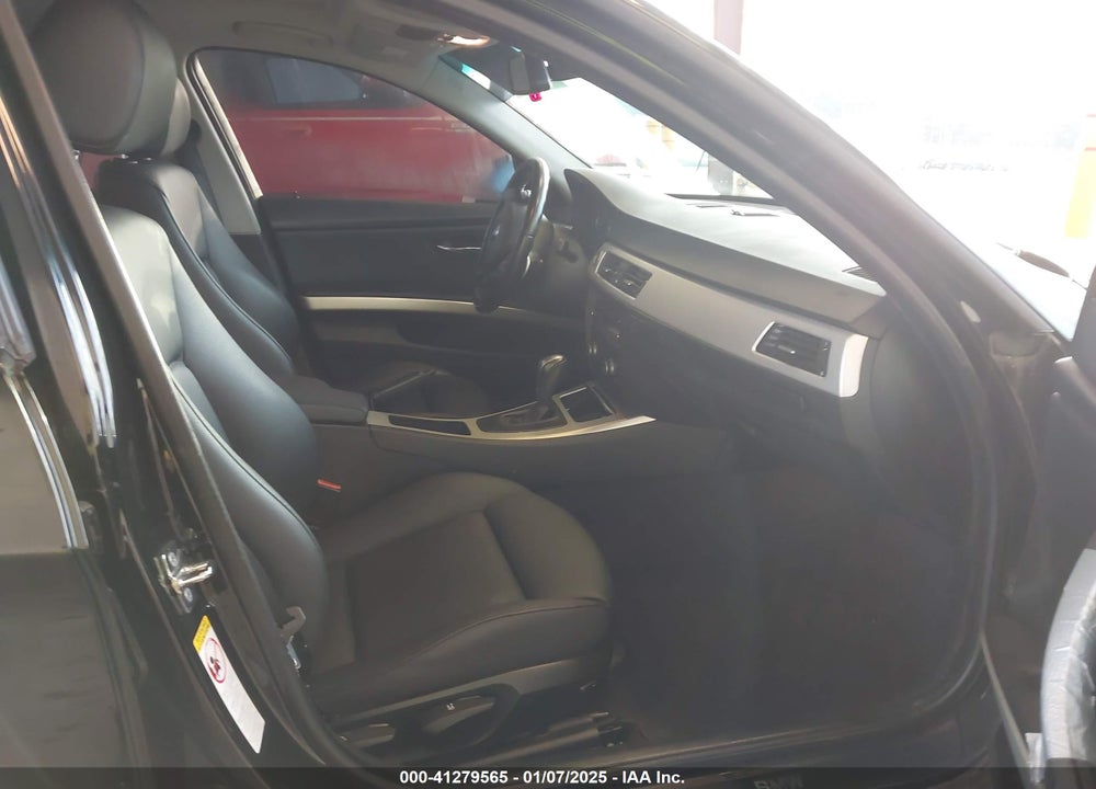 2008 BMW 328I VIN: WBAVA33508P142716