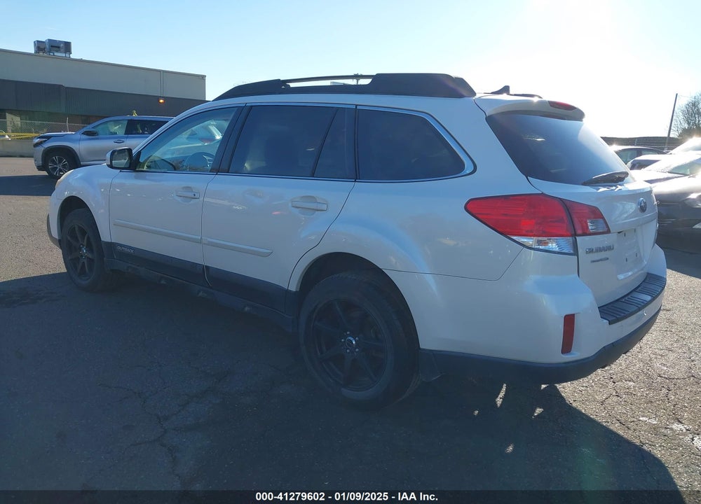 2014 SUBARU OUTBACK 2.5I LIMITED VIN: 4S4BRBLC6E3307920