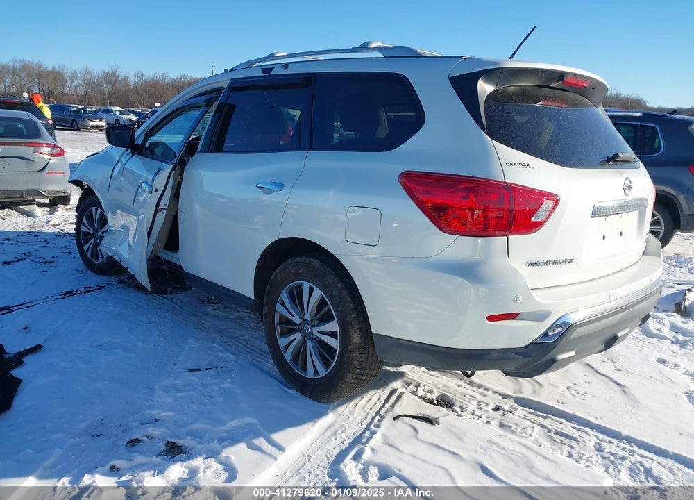 2017 NISSAN PATHFINDER SV VIN: 5N1DR2MM0HC688698