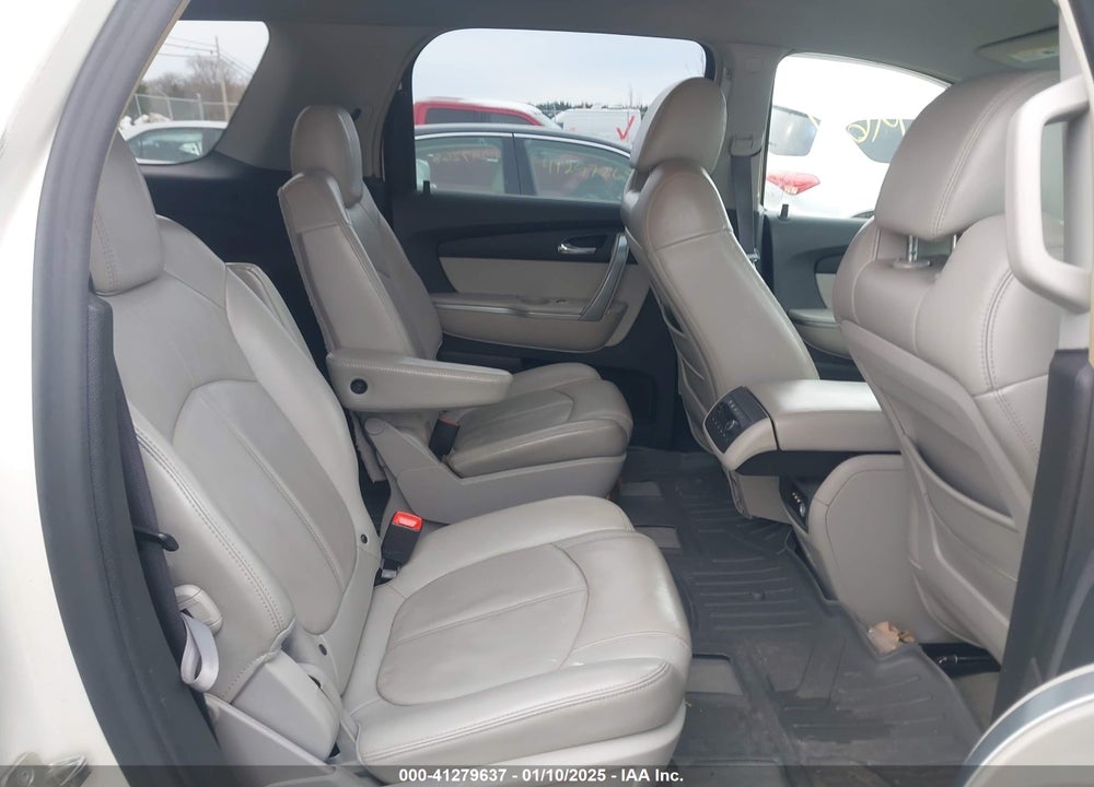 2008 GMC ACADIA SLT-2 VIN: 1GKER33758J121798