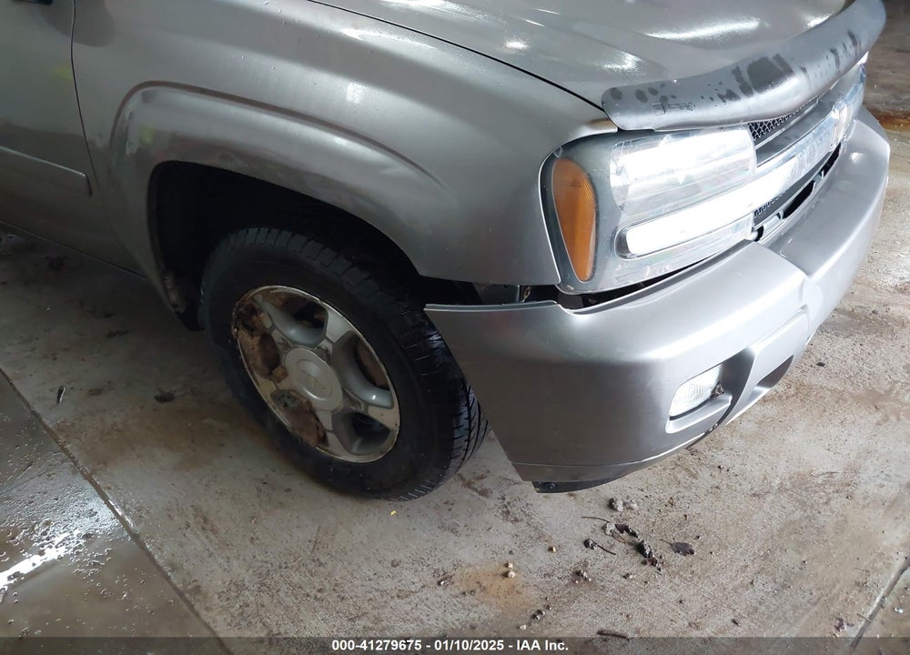 2008 CHEVROLET TRAILBLAZER LT VIN: 1GNDS13S182221113
