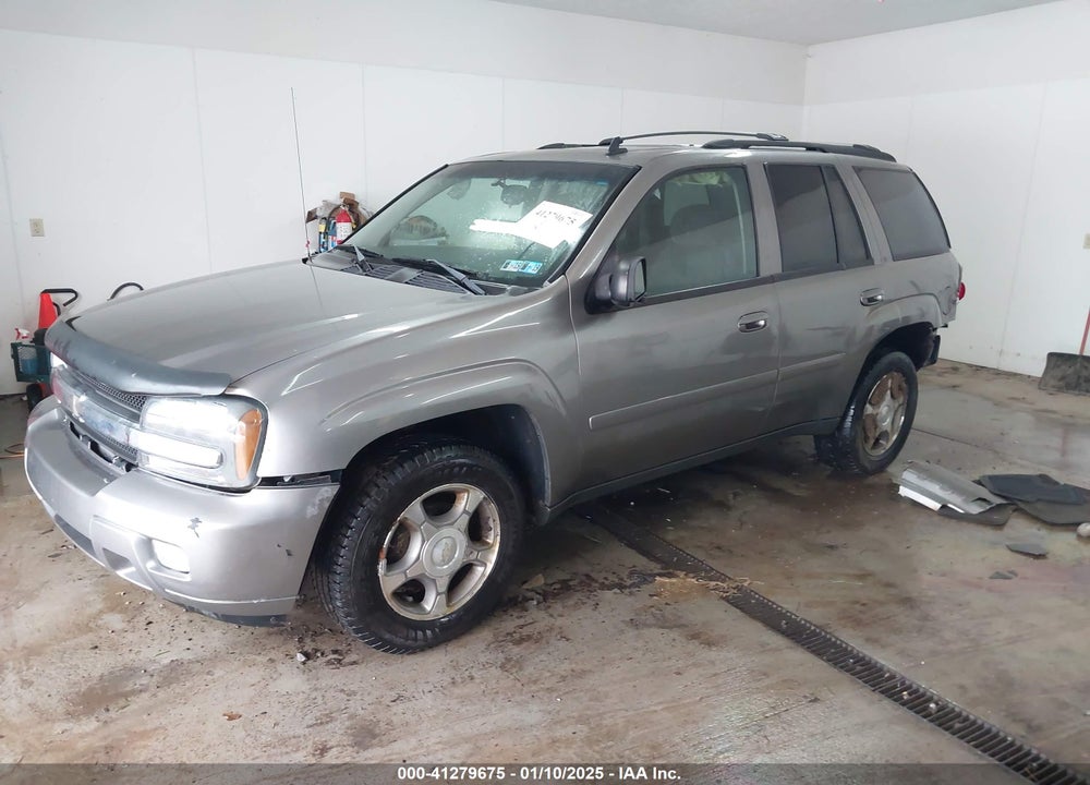 2008 CHEVROLET TRAILBLAZER LT VIN: 1GNDS13S182221113