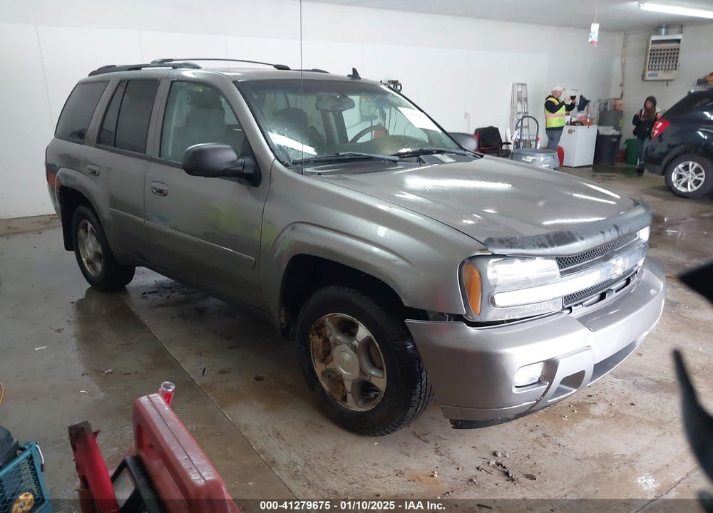 2008 CHEVROLET TRAILBLAZER LT VIN: 1GNDS13S182221113
