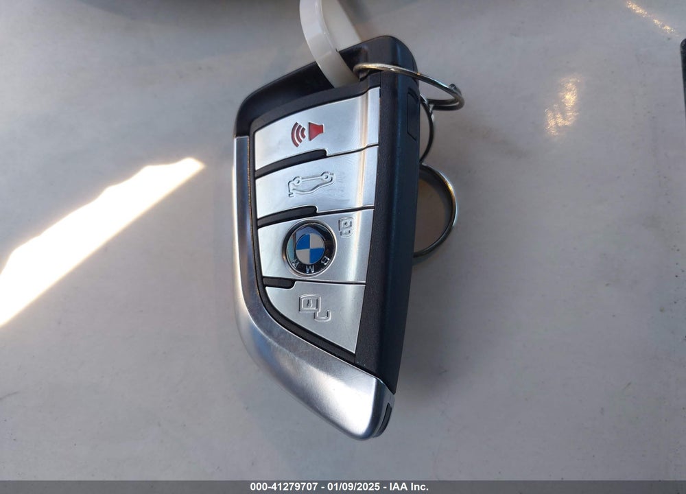 2022 BMW X6 XDRIVE40I VIN: 5UXCY6C02N9K47414