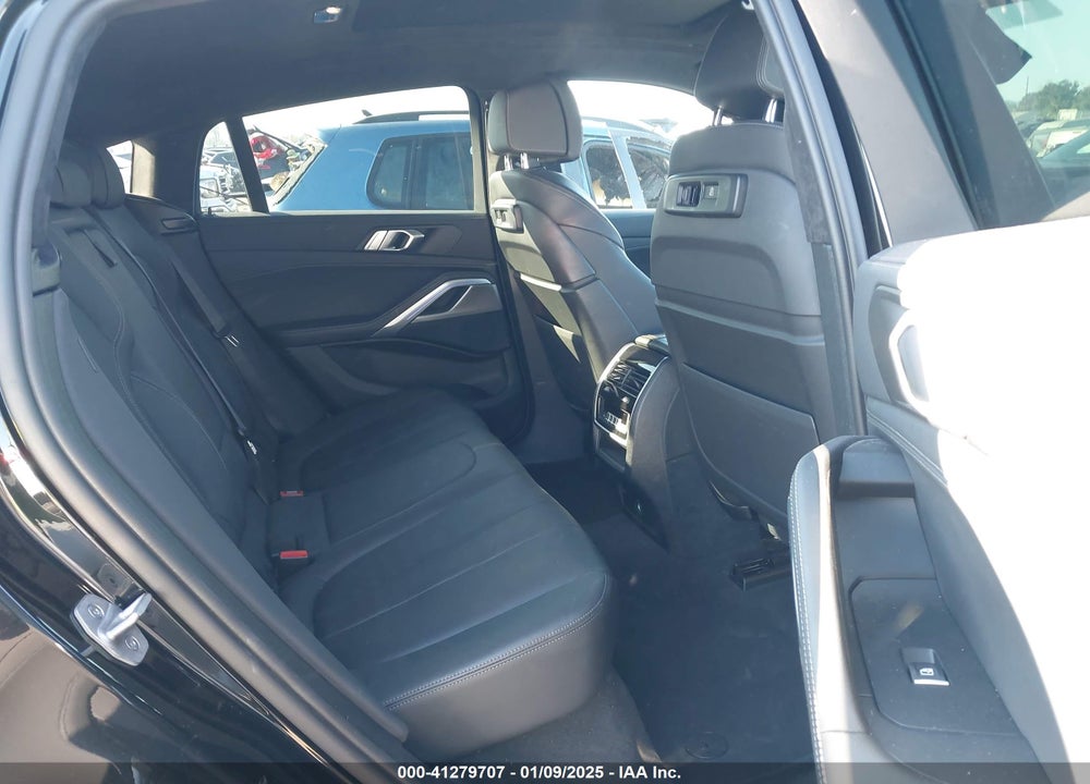 2022 BMW X6 XDRIVE40I VIN: 5UXCY6C02N9K47414