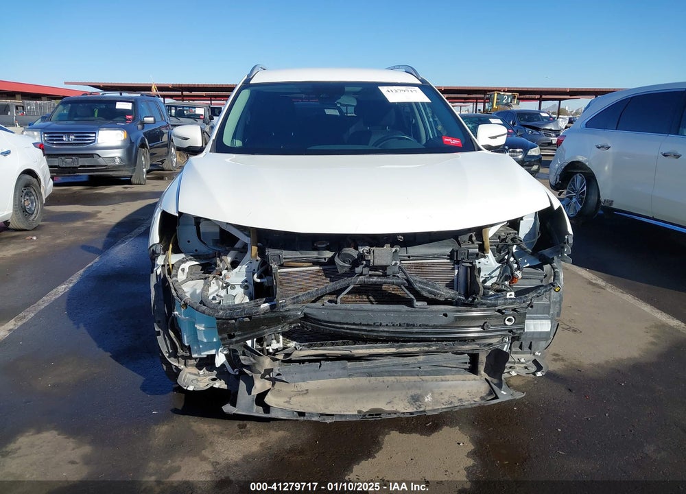 2020 NISSAN ROGUE SV FWD VIN: JN8AT2MT6LW037684