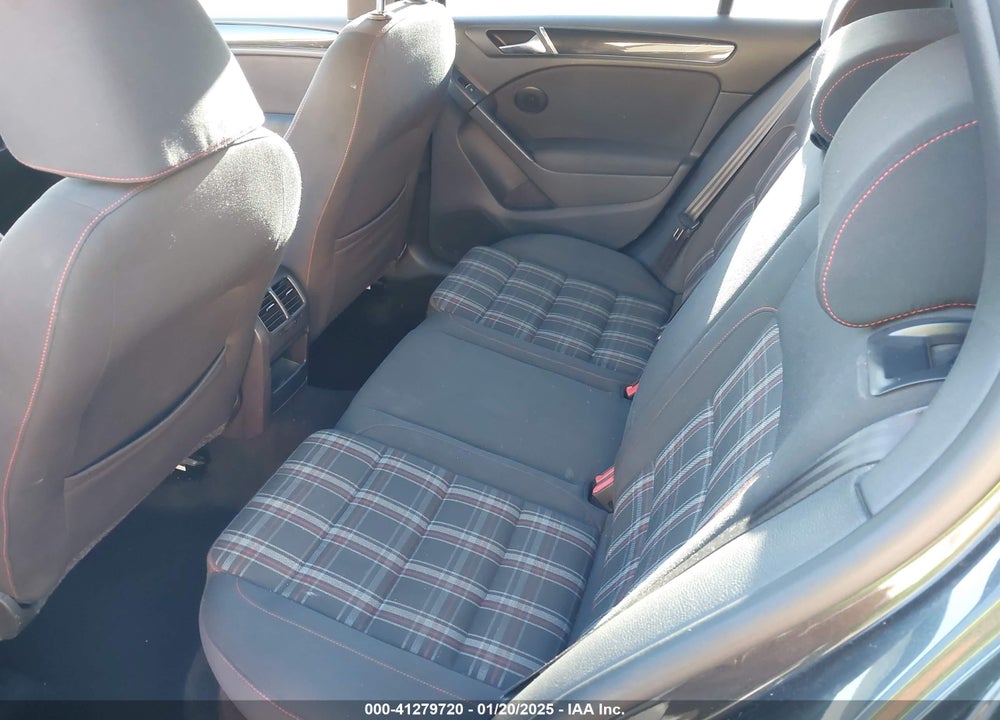 2011 VOLKSWAGEN GTI 4-DOOR VIN: WVWHD7AJXBW340215