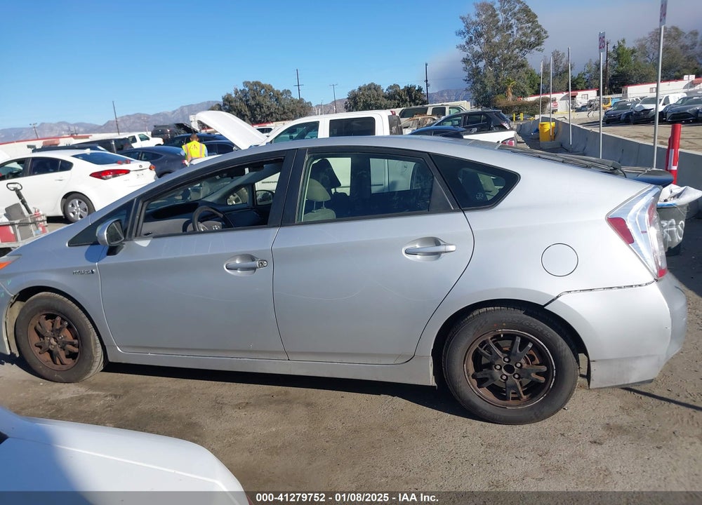 2015 TOYOTA PRIUS VIN: JTDKN3DU7F1945359