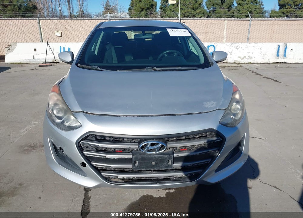 2017 HYUNDAI ELANTRA GT VIN: KMHD35LH8HU380924