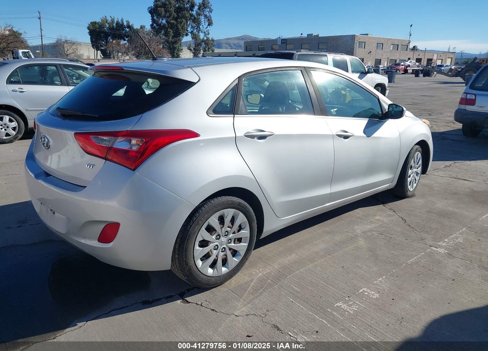2017 HYUNDAI ELANTRA GT VIN: KMHD35LH8HU380924