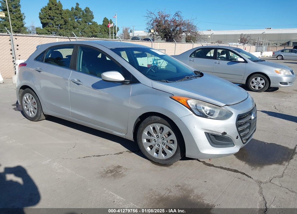 2017 HYUNDAI ELANTRA GT VIN: KMHD35LH8HU380924