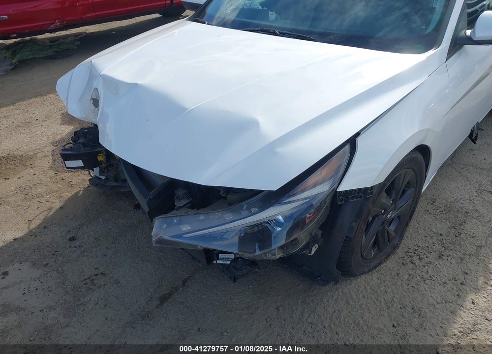 2021 HYUNDAI ELANTRA SEL VIN: 5NPLM4AG3MH044958