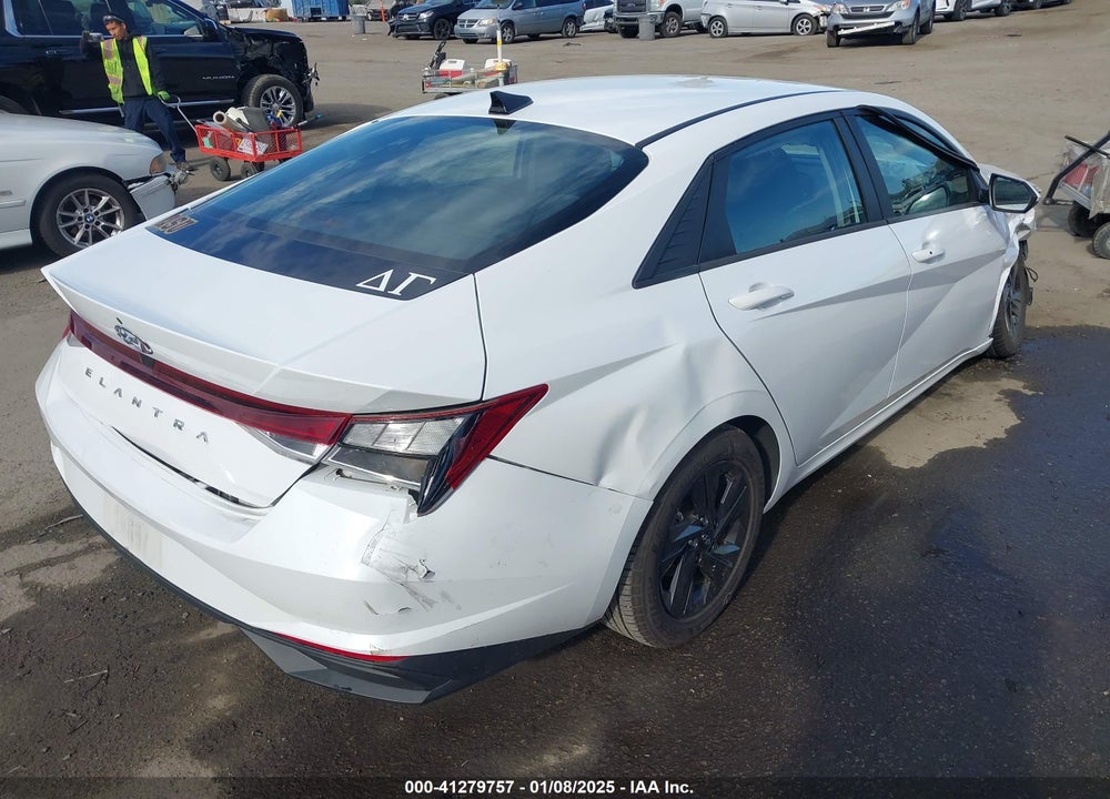 2021 HYUNDAI ELANTRA SEL VIN: 5NPLM4AG3MH044958