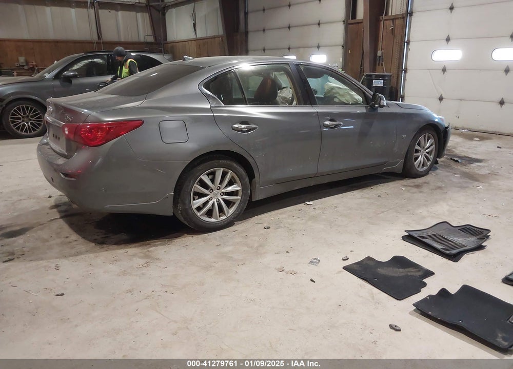 2015 INFINITI Q50 VIN: JN1BV7AR4FM412748