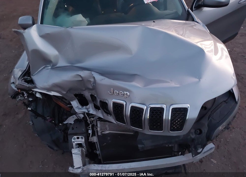 2019 JEEP CHEROKEE LATITUDE PLUS FWD VIN: 1C4PJLLB6KD186763