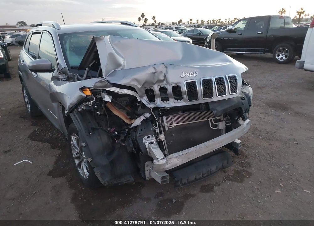 2019 JEEP CHEROKEE LATITUDE PLUS FWD VIN: 1C4PJLLB6KD186763