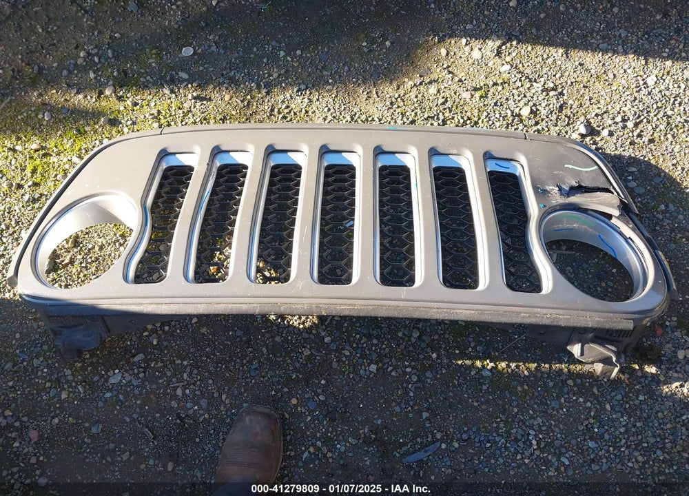 2023 JEEP WRANGLER 4XE SAHARA 4X4 VIN: 1C4JJXP67PW628570