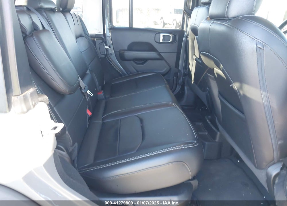 2023 JEEP WRANGLER 4XE SAHARA 4X4 VIN: 1C4JJXP67PW628570