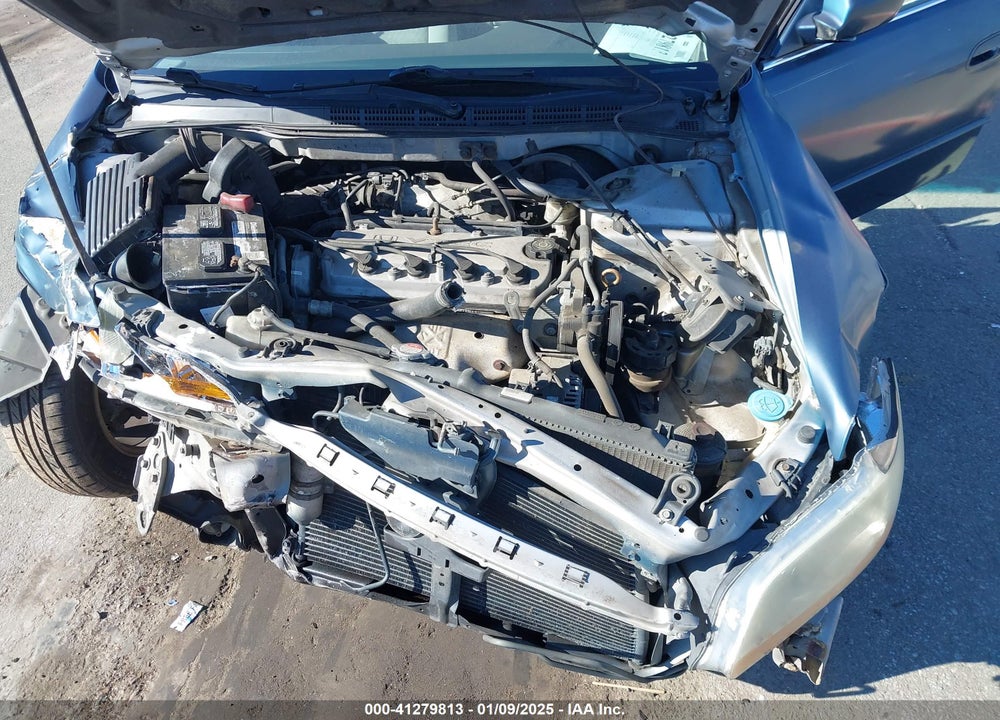 2002 HONDA ACCORD 2.3 SE VIN: 1HGCG56742A009003