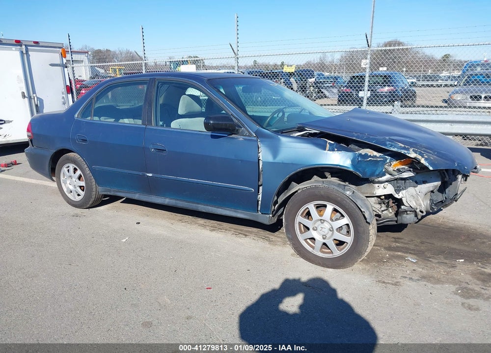 2002 HONDA ACCORD 2.3 SE VIN: 1HGCG56742A009003