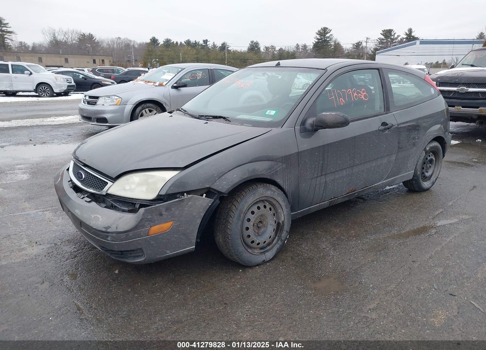 2005 FORD FOCUS ZX3 VIN: 3FAFP31N65R111473