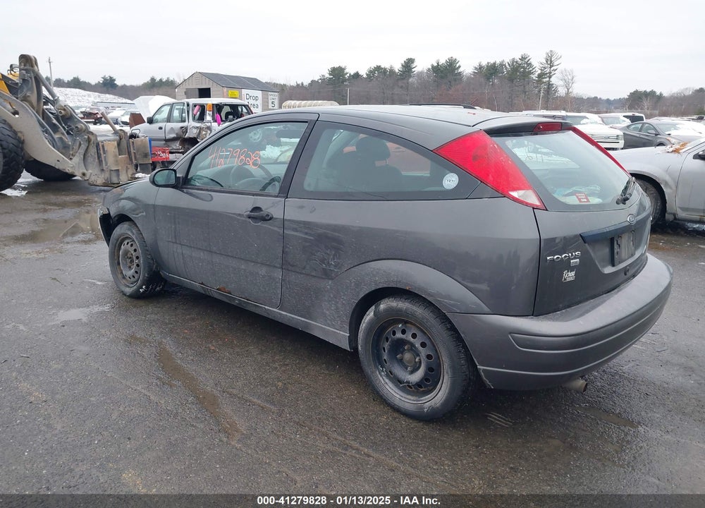2005 FORD FOCUS ZX3 VIN: 3FAFP31N65R111473