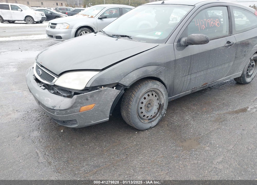 2005 FORD FOCUS ZX3 VIN: 3FAFP31N65R111473
