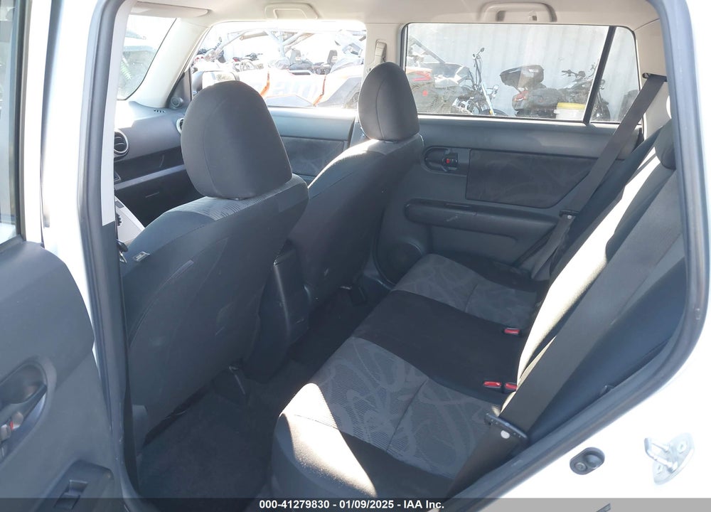 2015 SCION XB VIN: JTLZE4FE6FJ076249