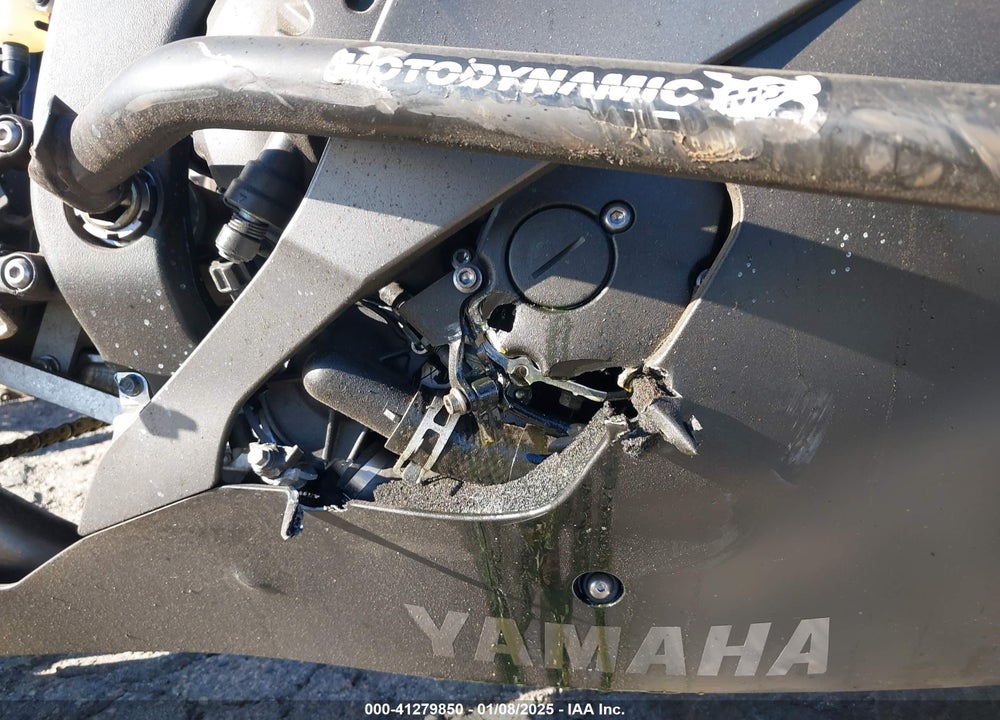 2014 YAMAHA YZFR6 C VIN: JYARJ16Y6EA008706