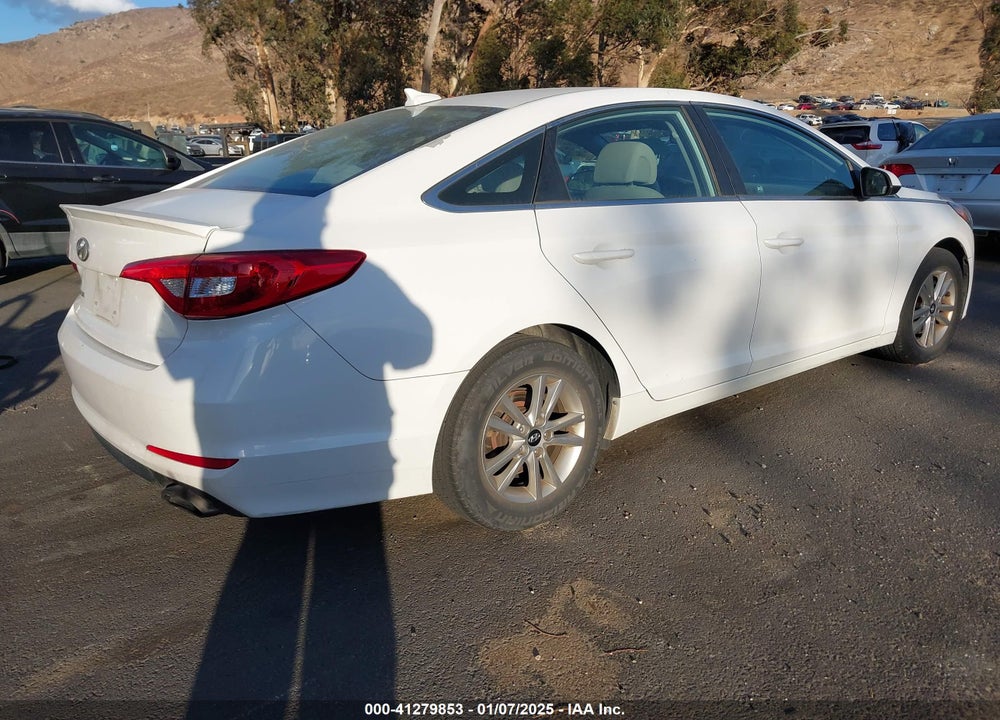 2017 HYUNDAI SONATA SE VIN: 5NPE24AF0HH486415