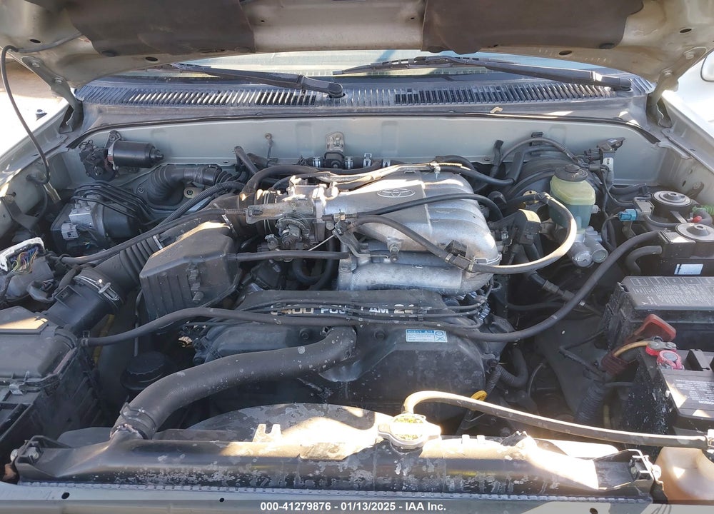 2000 TOYOTA 4RUNNER SR5 V6 VIN: JT3GN86R7Y0140471