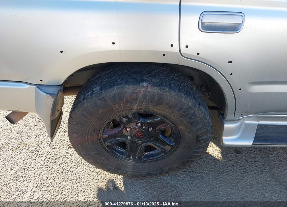 2000 TOYOTA 4RUNNER SR5 V6 VIN: JT3GN86R7Y0140471