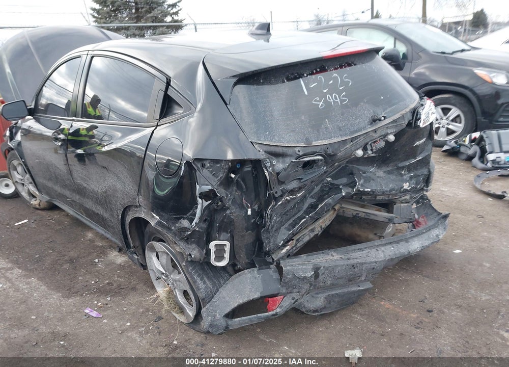2019 HONDA HR-V LX VIN: 3CZRU6H3XKG728995