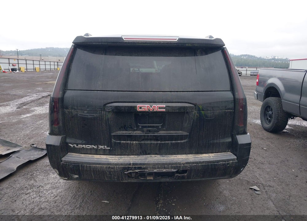 2016 GMC YUKON XL SLT VIN: 1GKS2GKC8GR358315