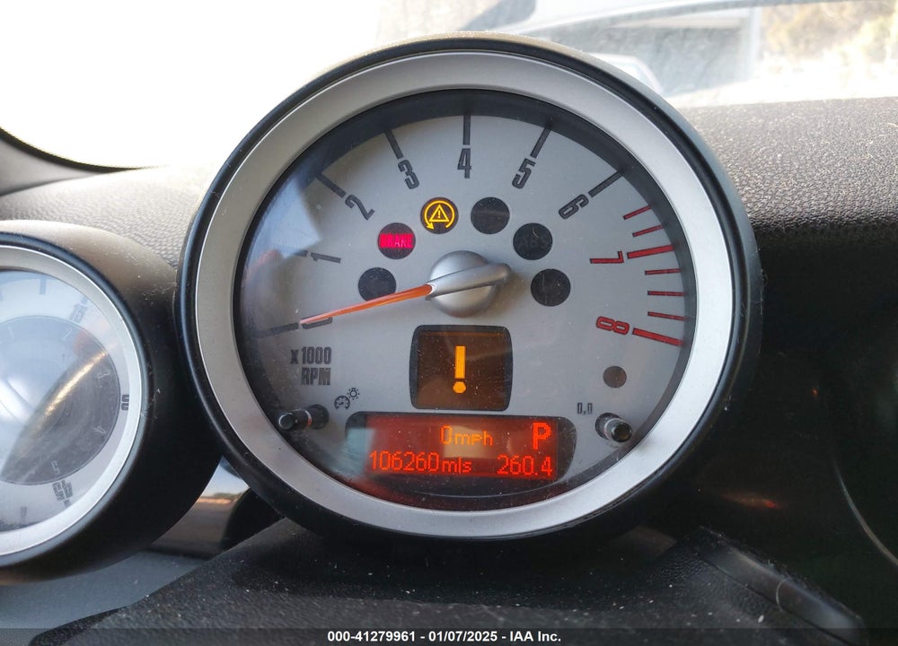 2009 MINI COOPER VIN: WMWMR33579TU95953