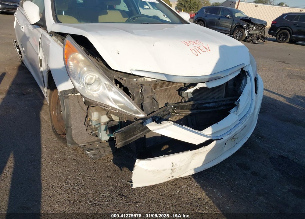 2013 HYUNDAI SONATA GLS VIN: 5NPEB4AC4DH514734