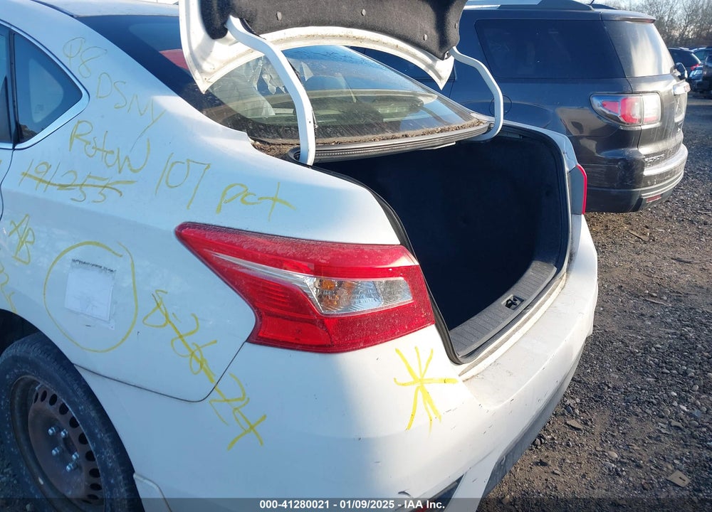 2016 NISSAN SENTRA VIN: 3N1AB7AP8GY261608