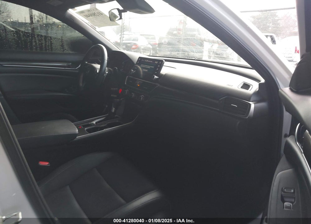 2019 HONDA ACCORD VIN: 1HGCV1F30KA076726