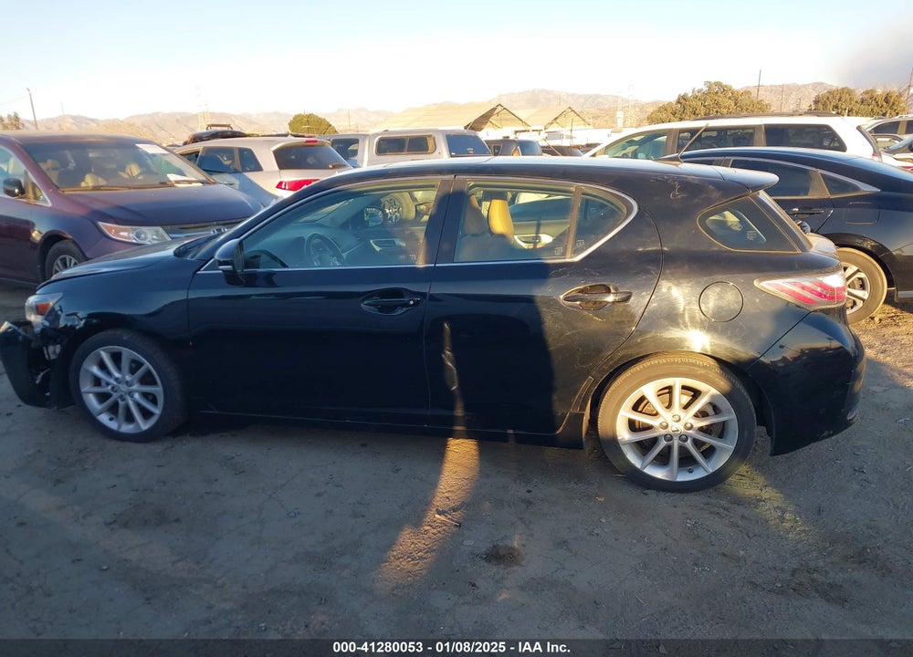 2011 LEXUS CT 200H PREMIUM VIN: JTHKD5BH4B2012221
