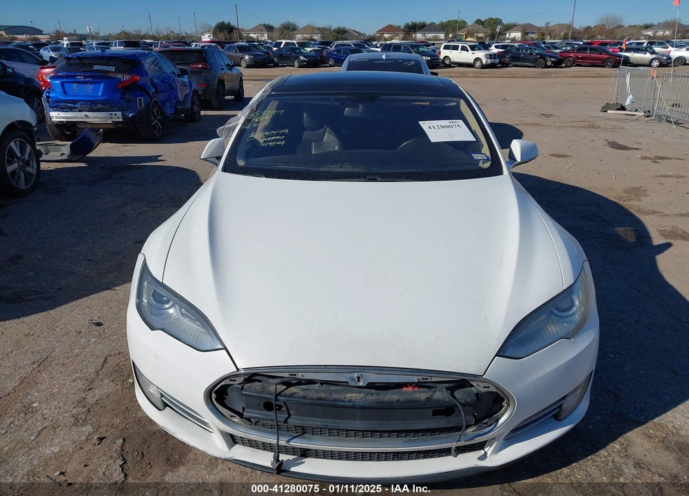 2014 TESLA MODEL S VIN: 5YJSA1H18EFP31678