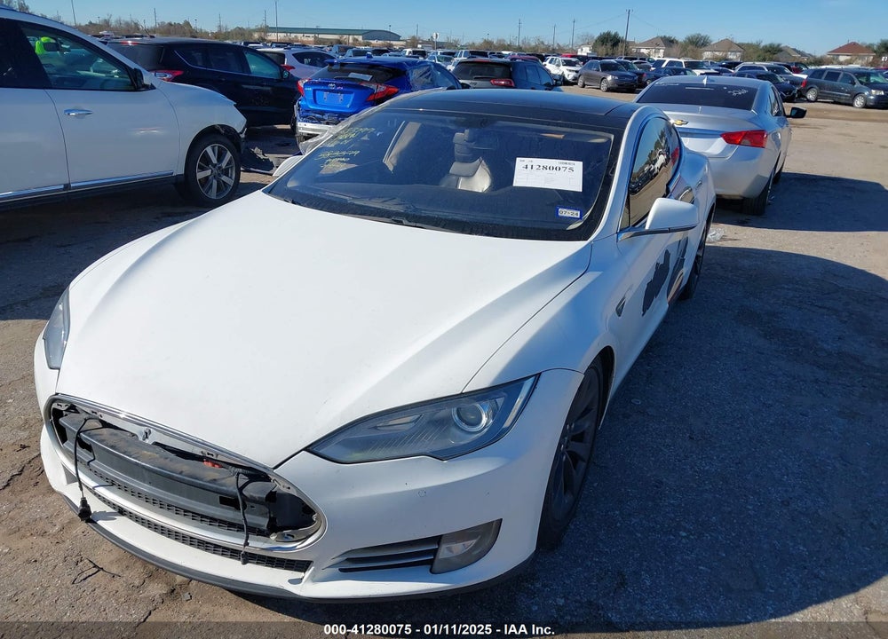 2014 TESLA MODEL S VIN: 5YJSA1H18EFP31678
