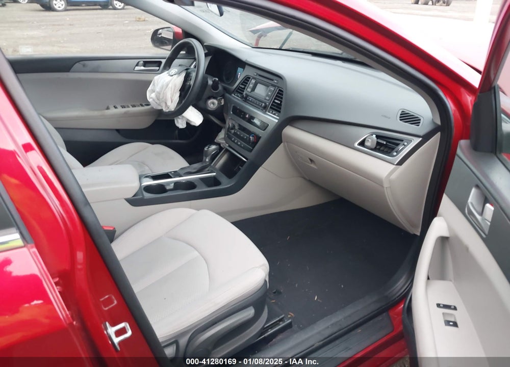 2017 HYUNDAI SONATA VIN: 5NPE24AF1HH456467