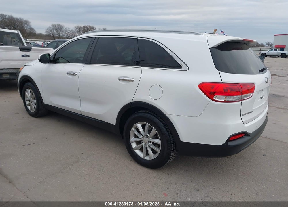 2016 KIA SORENTO 3.3L LX VIN: 5XYPG4A55GG012290